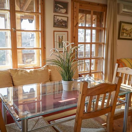 Rooster House Hotell Veliko Tŭrnovo Eksteriør bilde