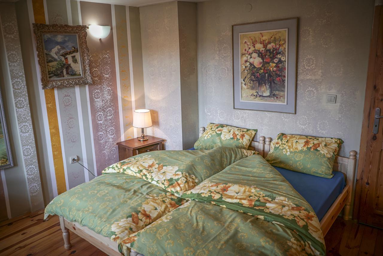 Rooster House Hotell Veliko Tŭrnovo Eksteriør bilde