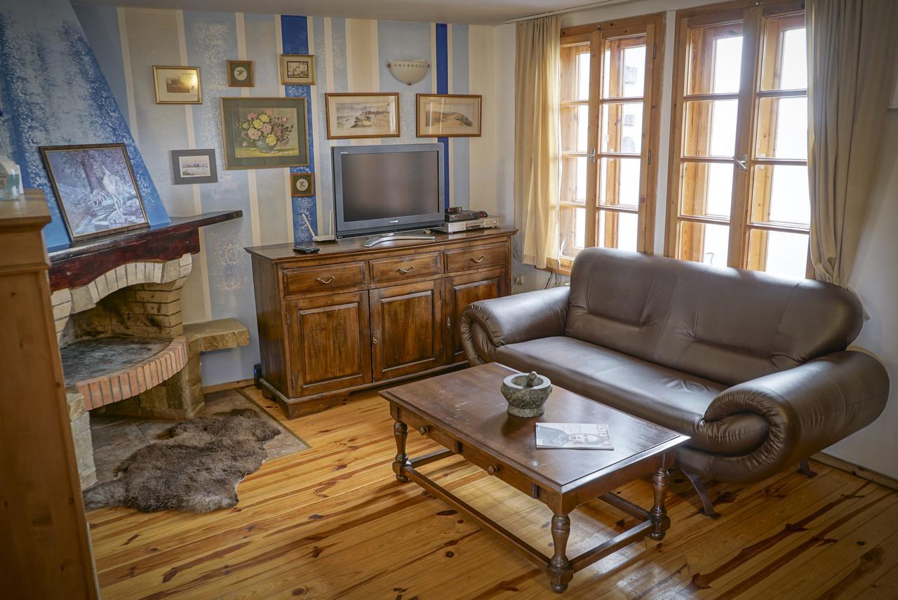 Rooster House Hotell Veliko Tŭrnovo Eksteriør bilde