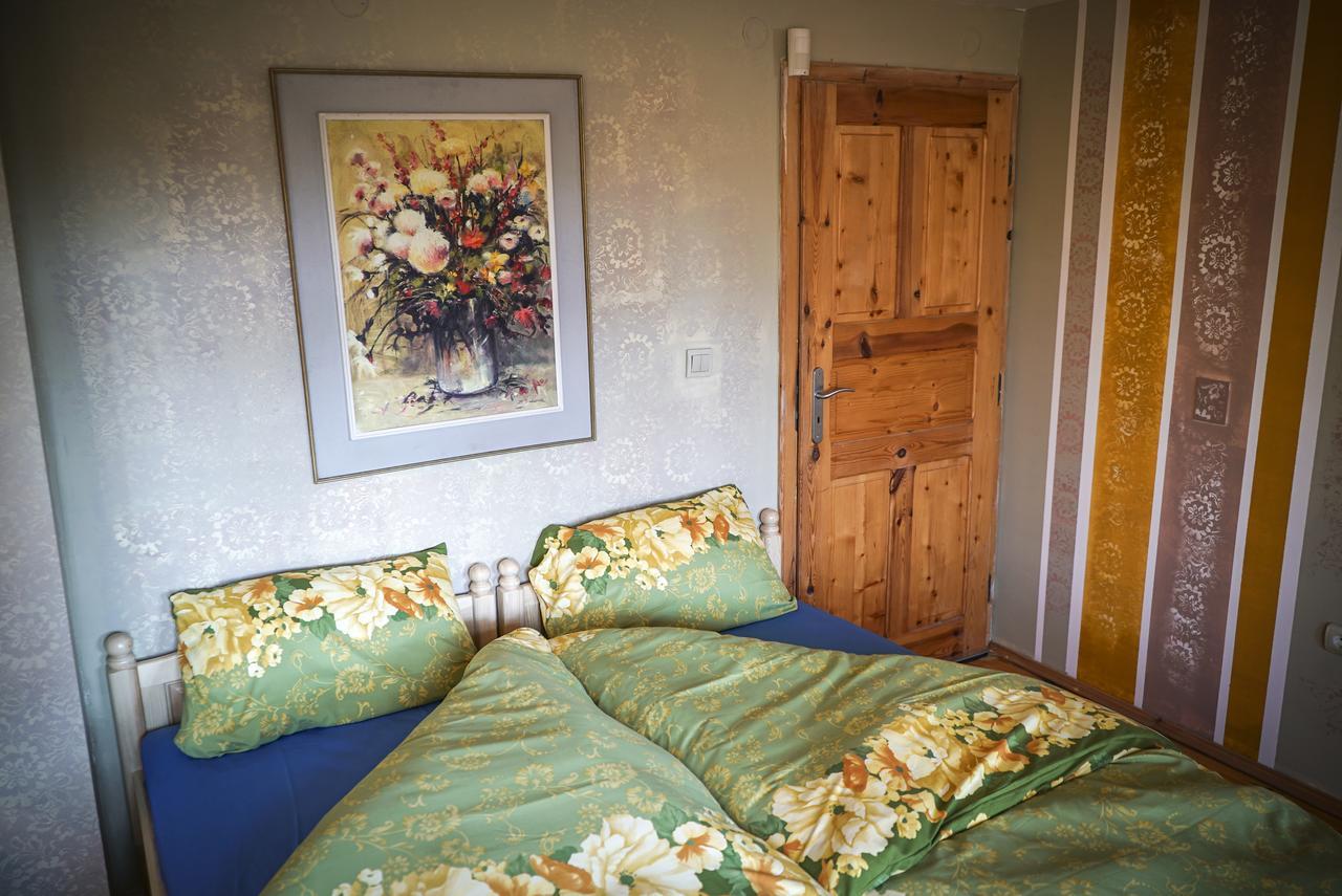 Rooster House Hotell Veliko Tŭrnovo Eksteriør bilde