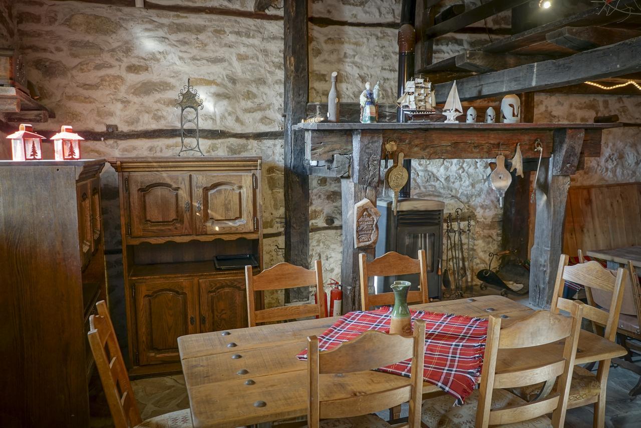 Rooster House Hotell Veliko Tŭrnovo Eksteriør bilde