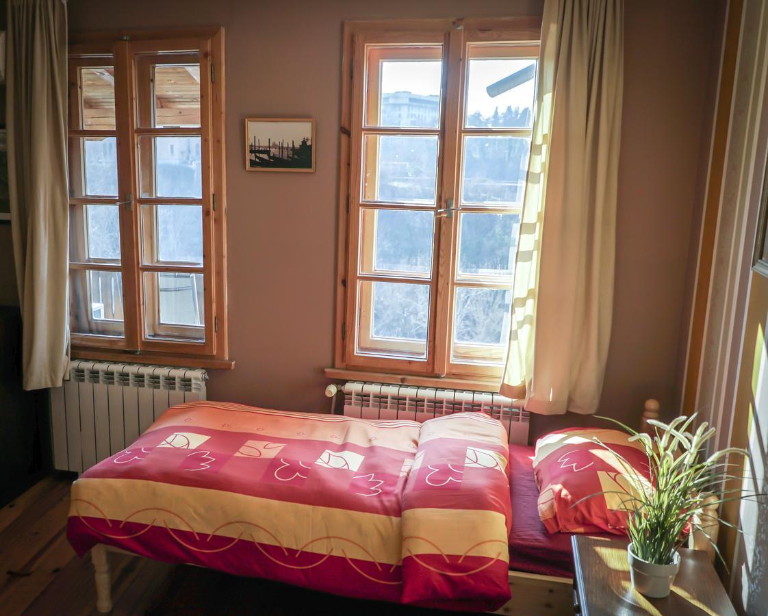Rooster House Hotell Veliko Tŭrnovo Eksteriør bilde